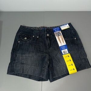 3/25$ (Mix)NWT Dakota Blue Mid Rise Soft Stretch Flat Front Shorts , 6